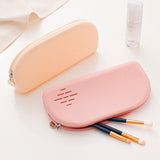 Silicone makeup brush holder